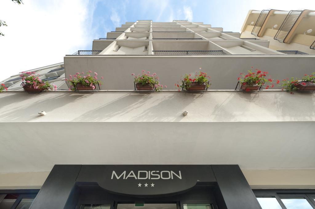 Hotel Madison Gabicce Mare Exterior photo